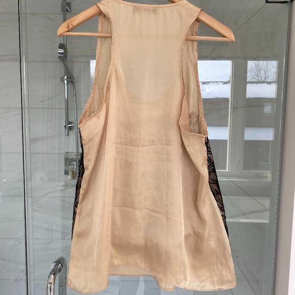 Women's lace top - Picture 3 of 5